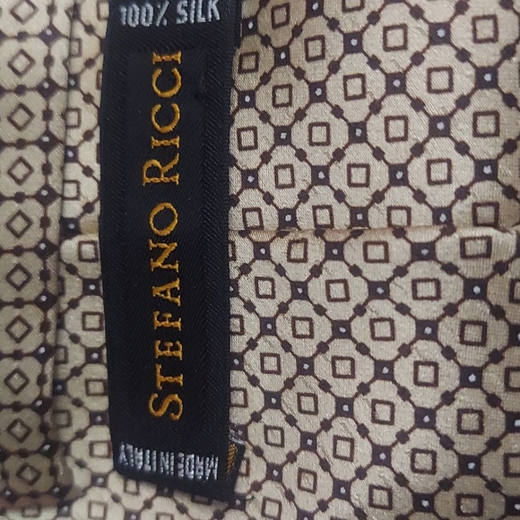 Tie - Picture 2 of 3